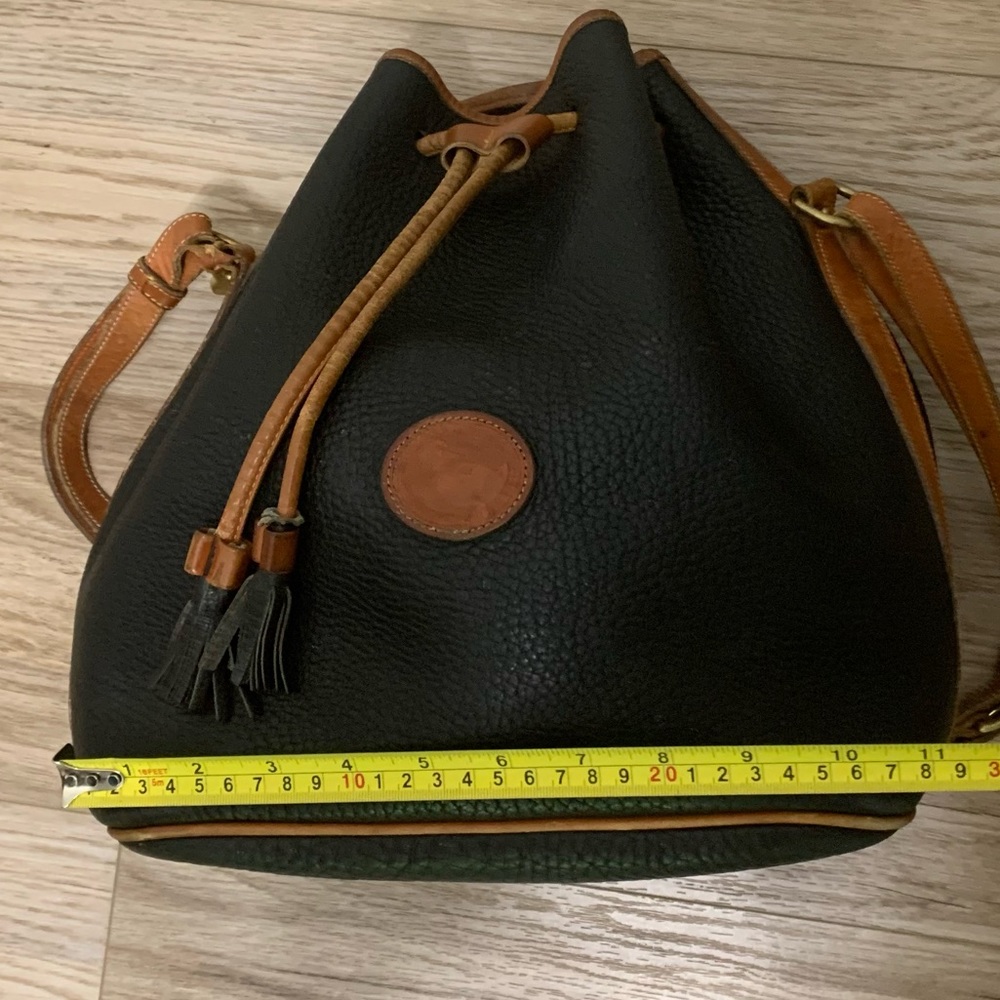 Vintage XL Dooney & Bourke Teton Drawstring Bucket Bag - Picture 13 of 14
